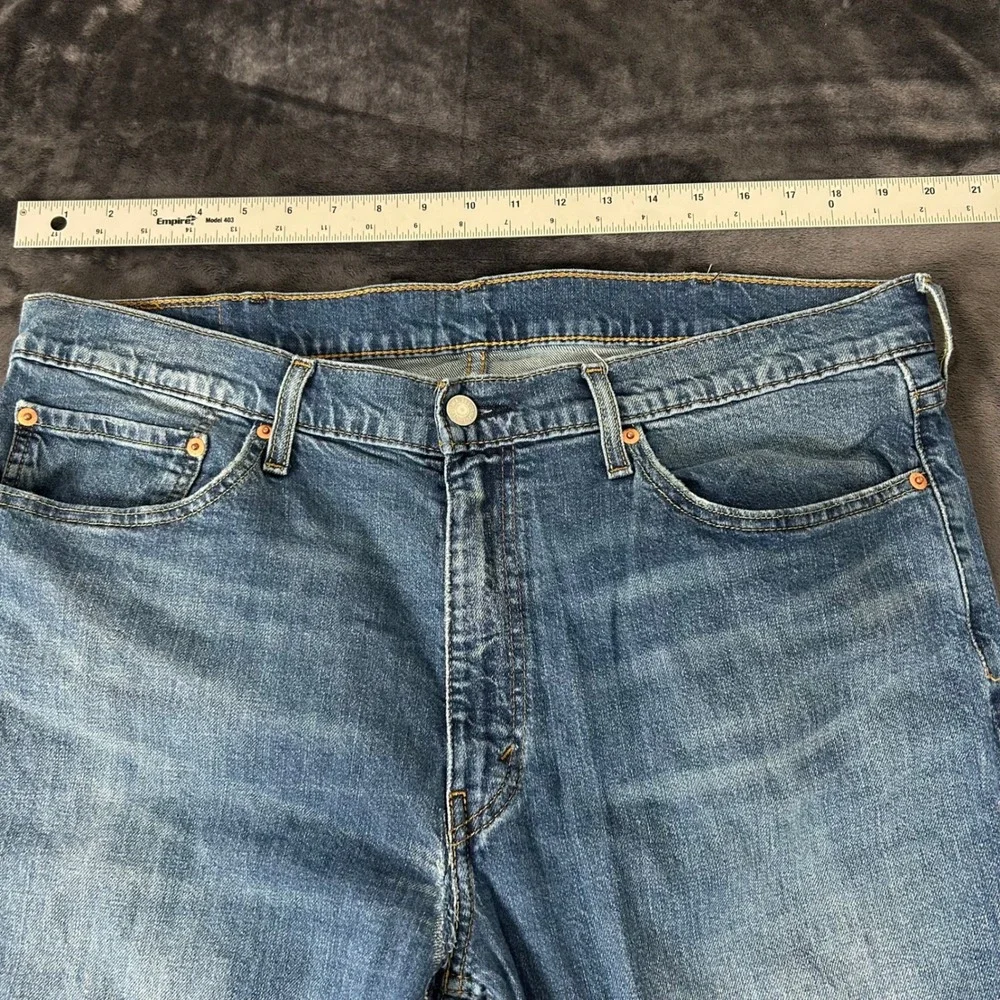 Levi's 559 Relaxed Straight Jeans Mens 38x34 Blue Medium Wash Denim 00559-0624
